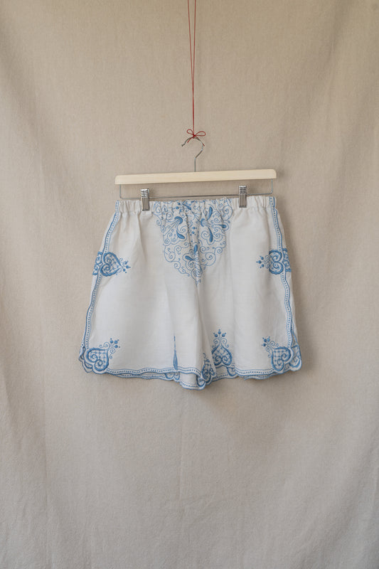 The Lily Short